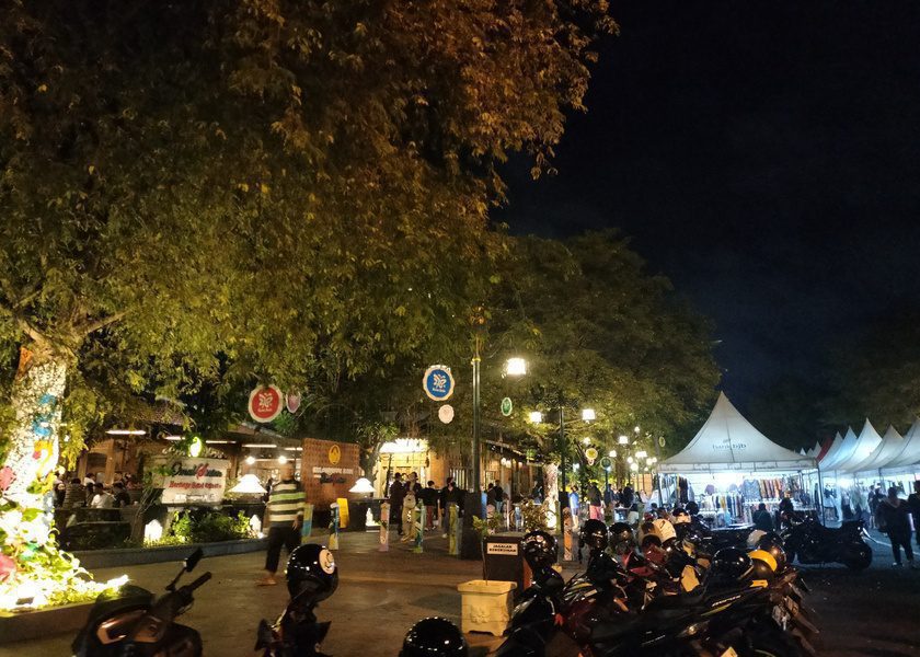 Night Market Ngarsopuro | niagatour