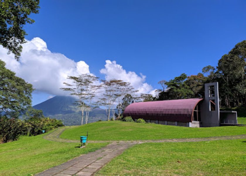 Bukit Doa Mahawu Tempat Wisata di Tomohon
