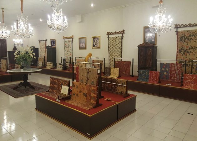 Museum Batik Danar Hadi 1