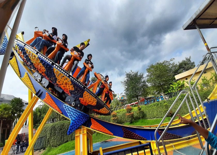 wahana Saloka Theme Park